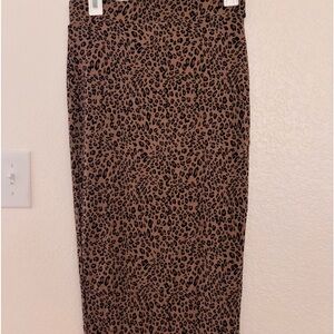 Skinny skirt size S leopard print